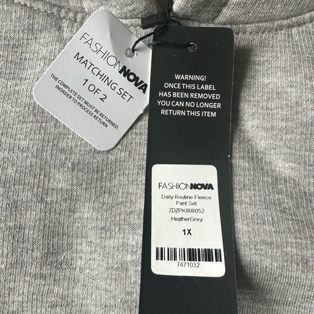 Daily Routine Fleece Pant Set - Picture 6 of 10